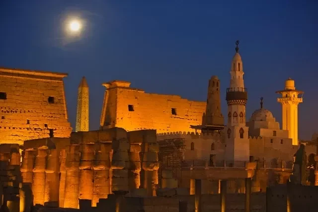 Excursion Au Caire Et À Louxor En 2 Jours